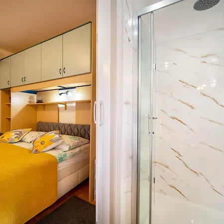 Apartman Rapska With Terrace Baška